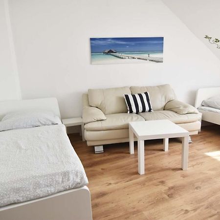 Cozy Worker Apartments Niederkassel Bagian luar foto