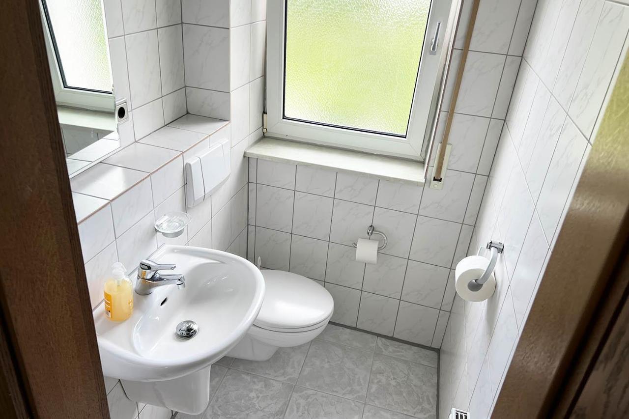 Cozy Worker Apartments Niederkassel Bagian luar foto