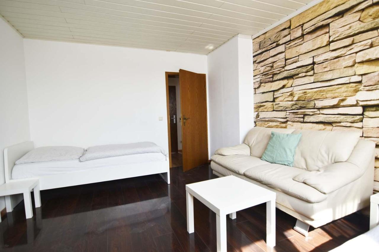 Cozy Worker Apartments Niederkassel Bagian luar foto