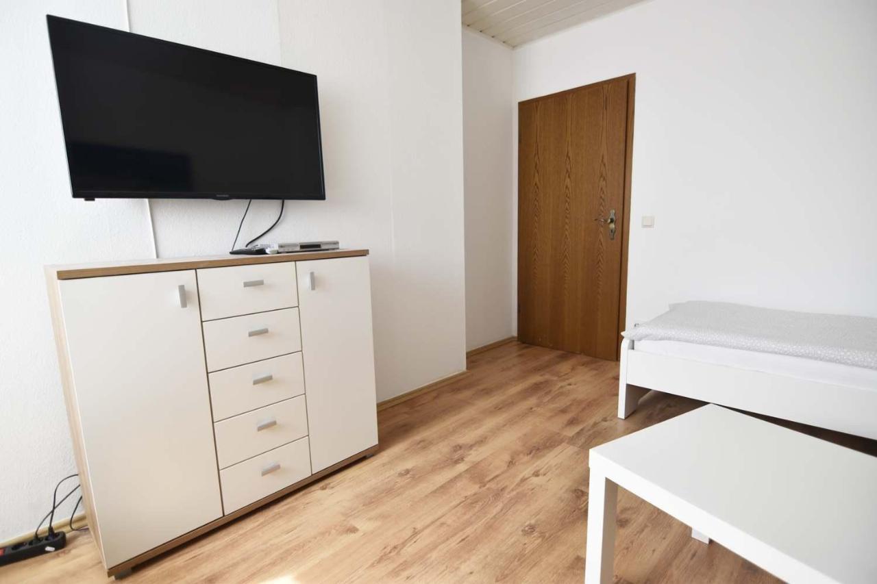 Cozy Worker Apartments Niederkassel Bagian luar foto