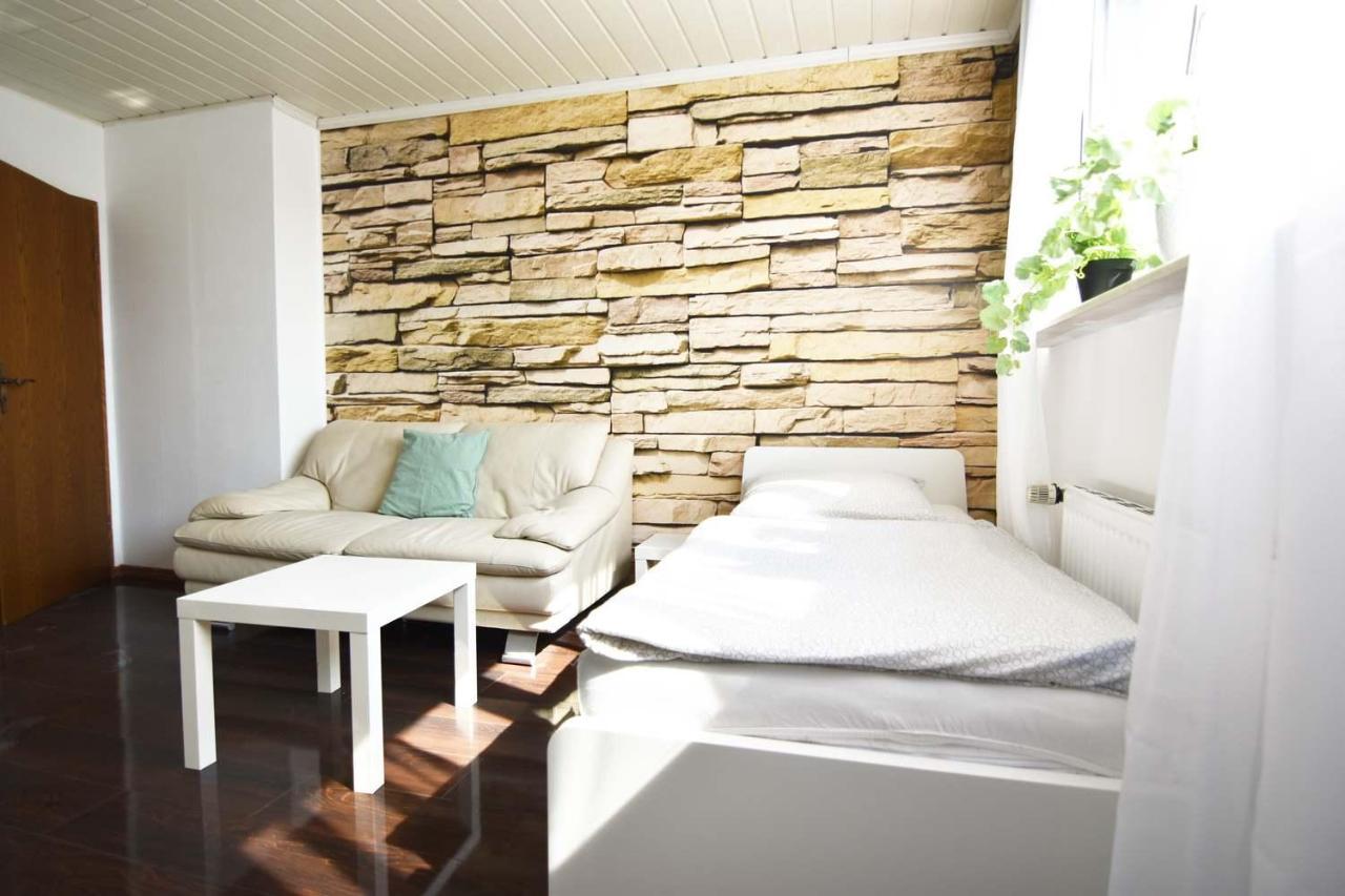Cozy Worker Apartments Niederkassel Bagian luar foto