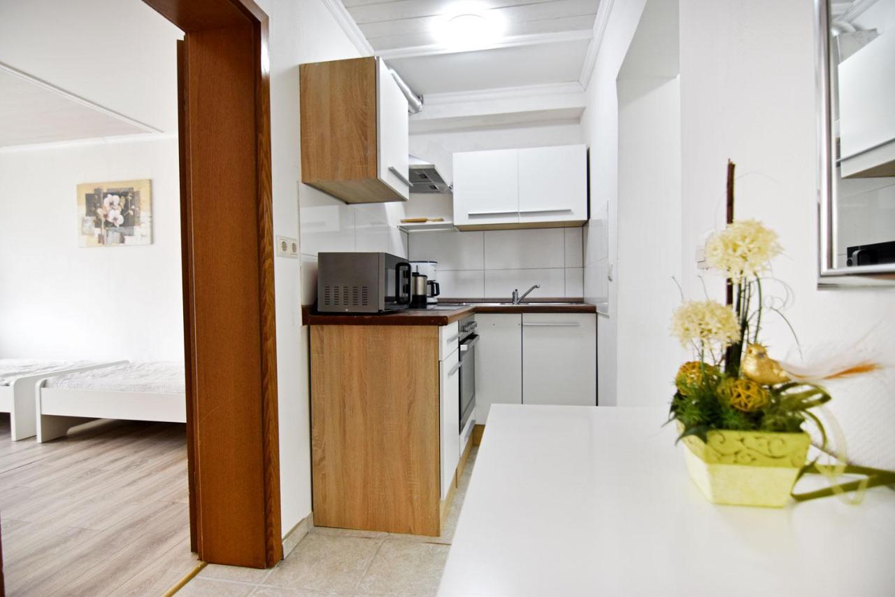 Cozy Worker Apartments Niederkassel Bagian luar foto